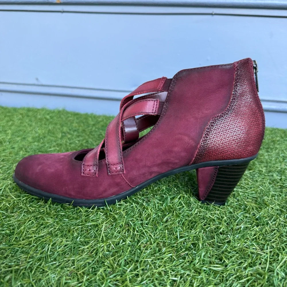 Earth Origins Merlot Leather Strappy Heeled Ankle Boots Womens Size 8 Whimsigoth